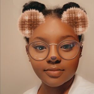 Meet your Posher, Paula